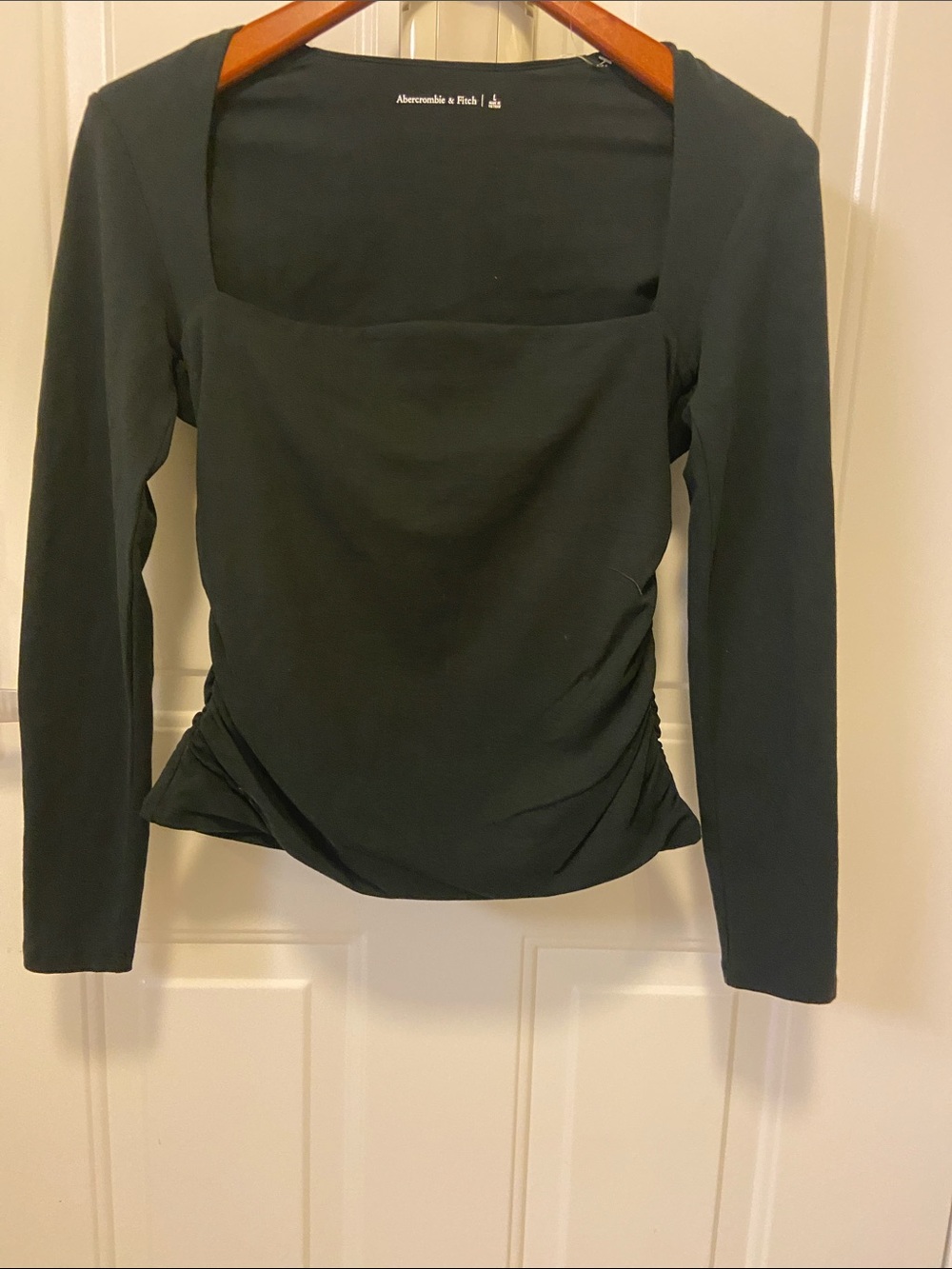 🖤Abercrombie & Fitch Black Square-Neck Long Sleeve Top🖤